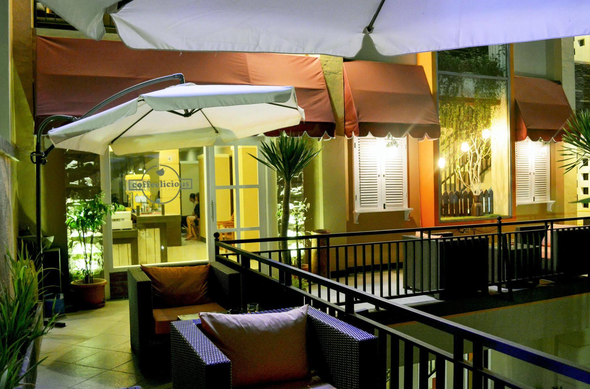Kabana Hotel Матарам Екстериор снимка